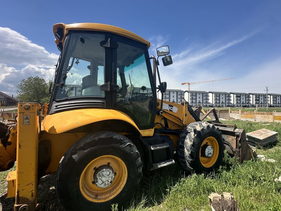 Buldoexcavator JCB 3CX, an 2009, 12.115 ore