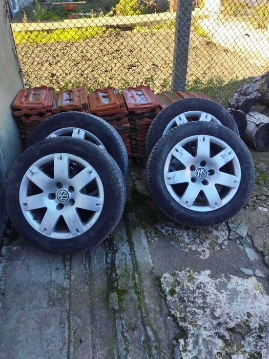 4 лети джанти 16-ки с нови летни гуми 205/55/16 за VW Passat