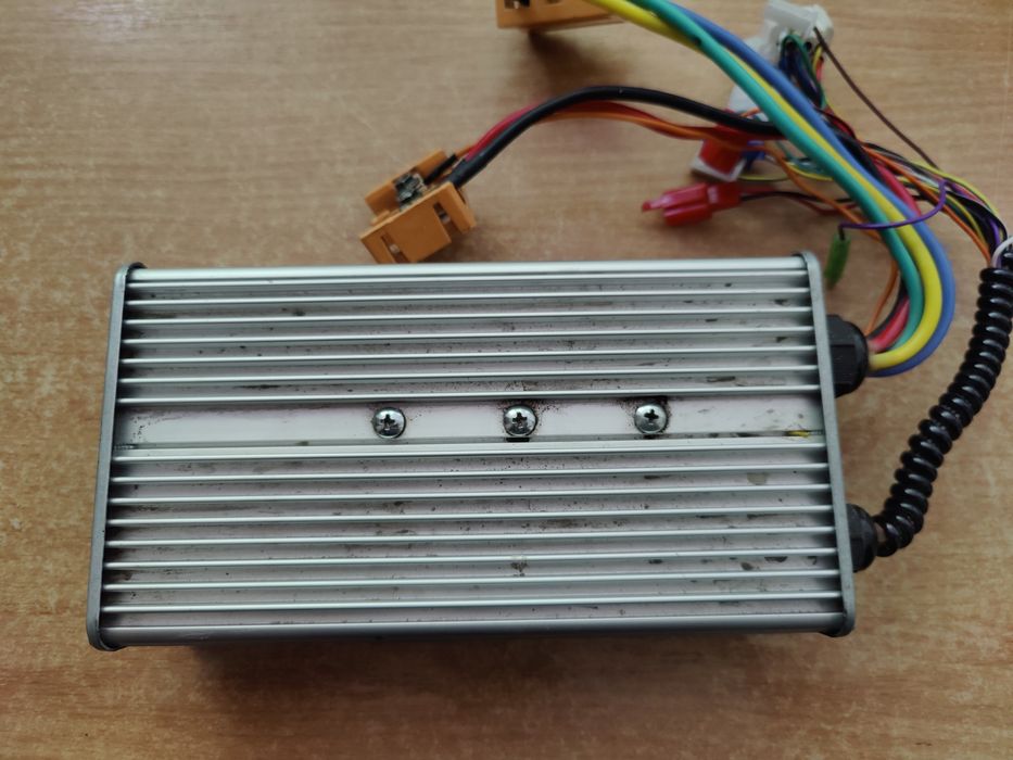 Продам универсальный контроллер