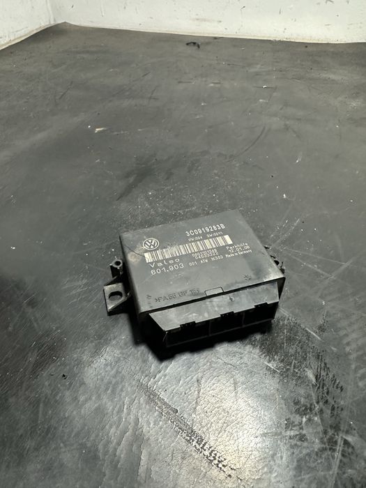 Calculator modul senzori parcare Volkswagen VW passat B6 3C0919283B