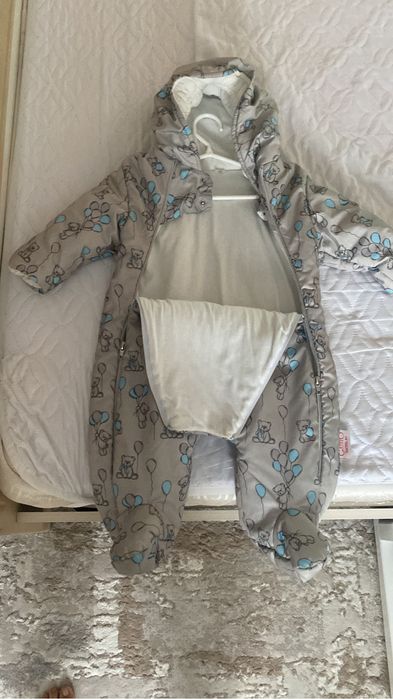 Продам осенний комбинезон, рост 80 см.