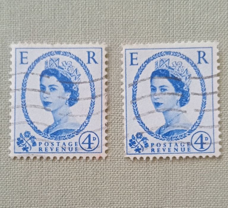 Pereche timbre Regina Elisabeta.