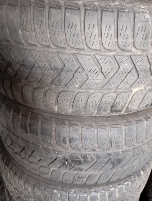 225 40 18 anvelope iarna