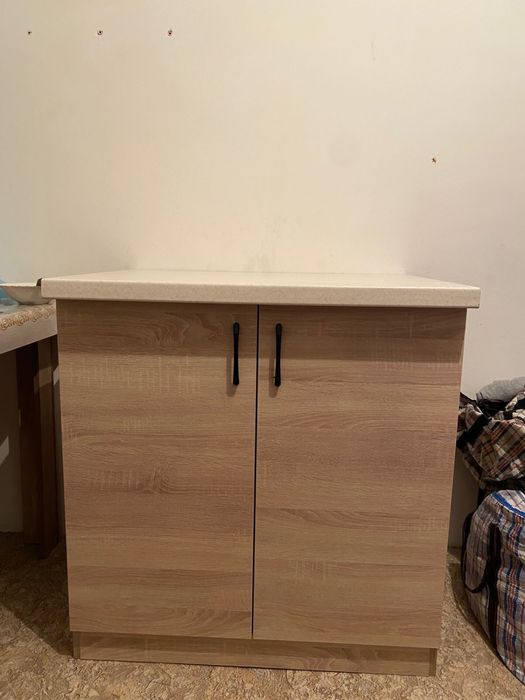 Продам напольный шкаф