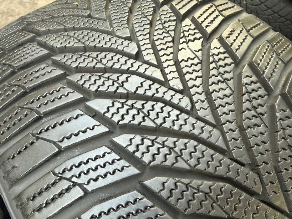 2x Anvelope Iarna 255/45 r18 M+S - Nexen Winguard Sport 2 WU7