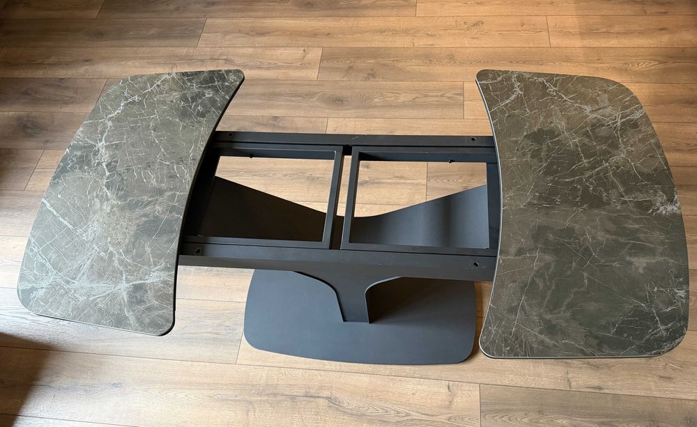 Разтегателна трапезна маса без плот 160/90/76