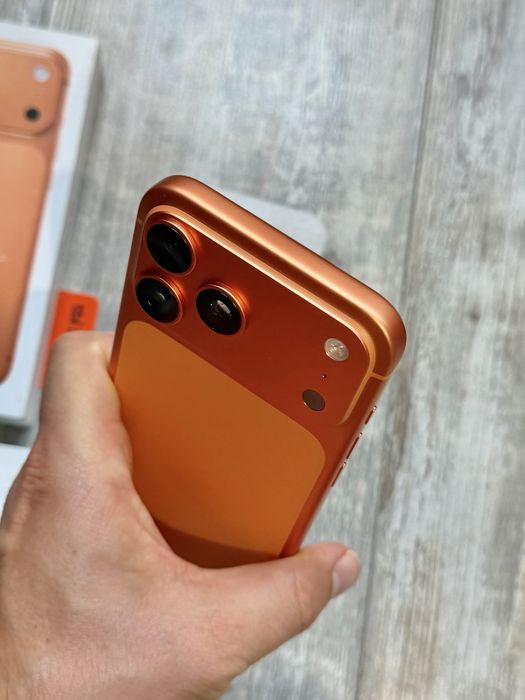 17 Pro Max 256 GB Orange - 100% Battery ( 37 цикъла) Като Нов