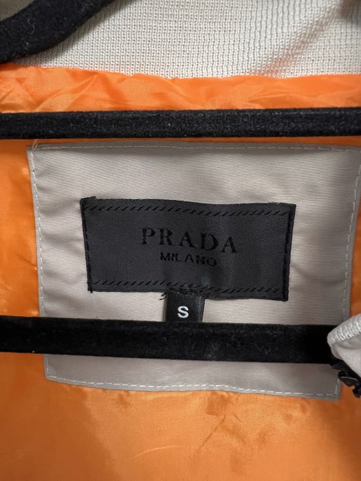 Geaca PRADA super calitate