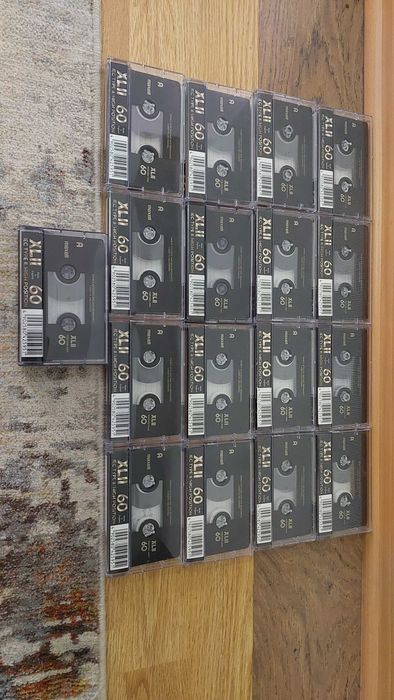 Кассеты  Maxell XL2  бобины  катушки Akai Ampex