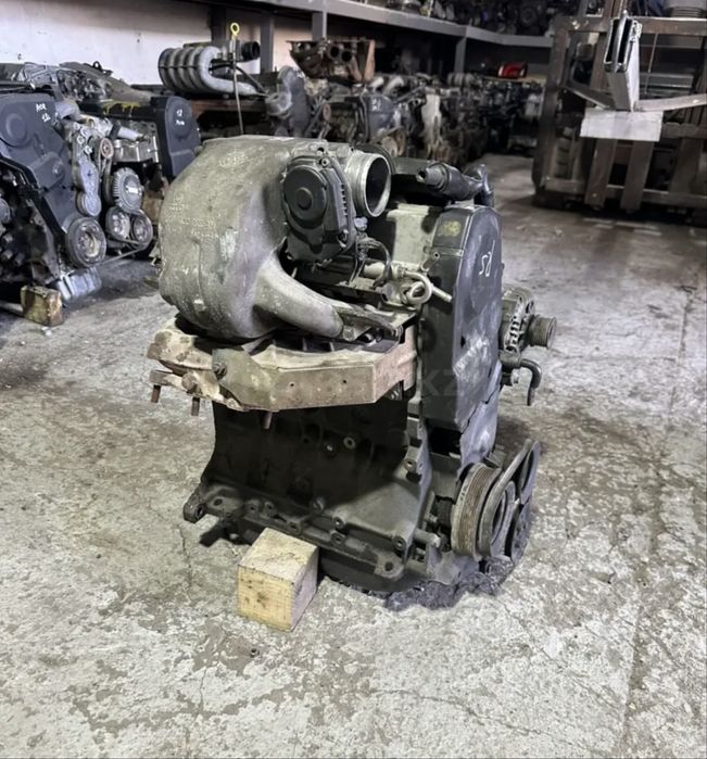 Двигатель Volkswagen Passat Golf Vento 2.0l 2E AAG