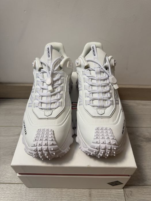 Adidasi Moncler