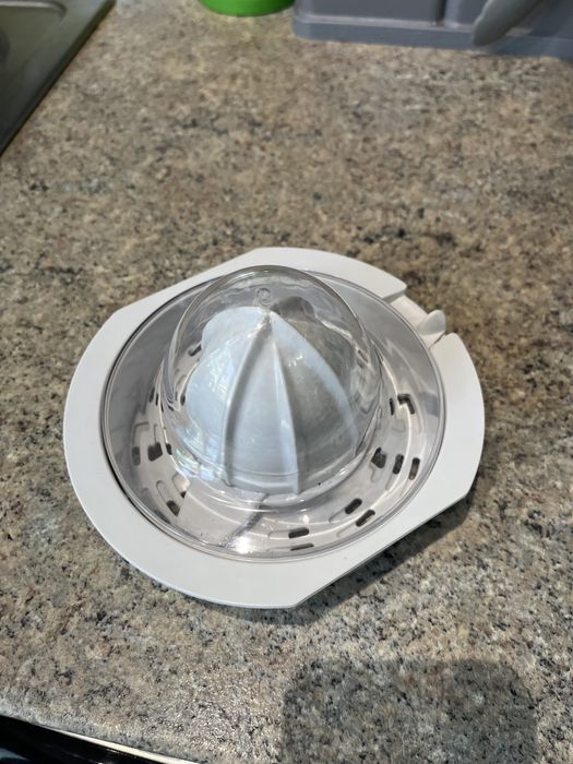 Соковыжималка цитрусовых