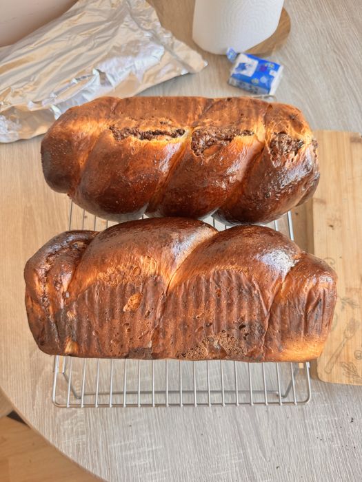 Cozonaci cu unt caramelizat la comanda