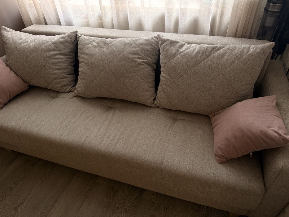 Продам диван срочно