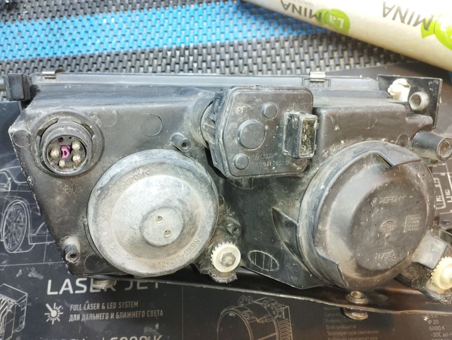 Фара пасат B5 оригинал