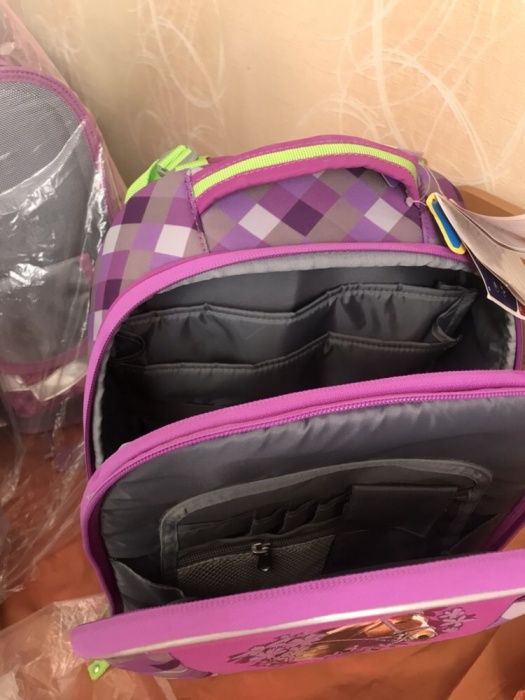 Ергономични специални ученически раници