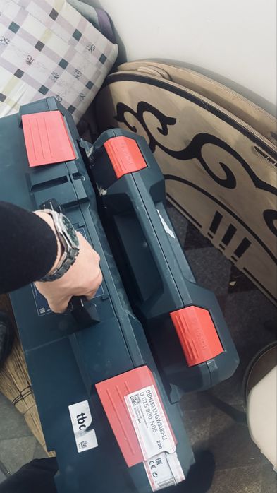 Батареочный нобор почти новый