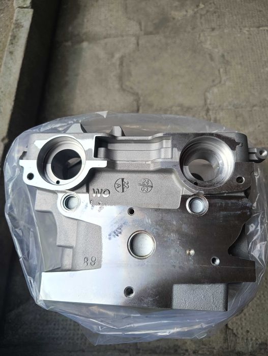Цилиндрова глава за Audi Ауди VW Seat Сеат Skoda Шкода 2.0 TDI