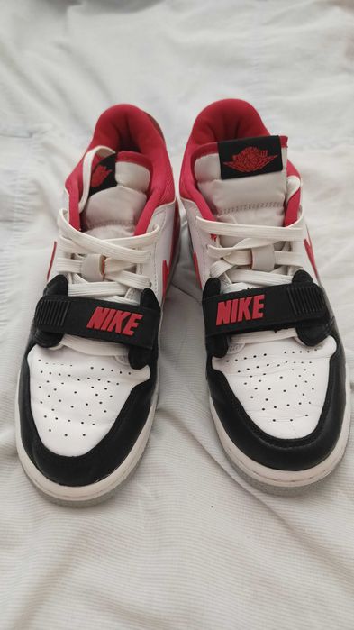 Маратонки Nike Air Jordan Legacy