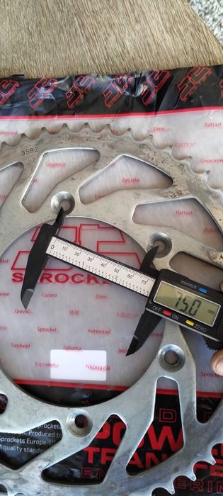 пинйони - зъбни колела за верига