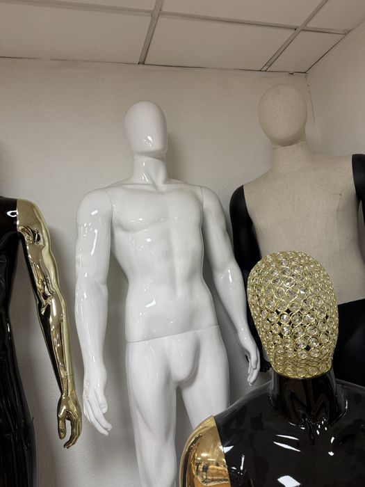 Maneken  original sifat