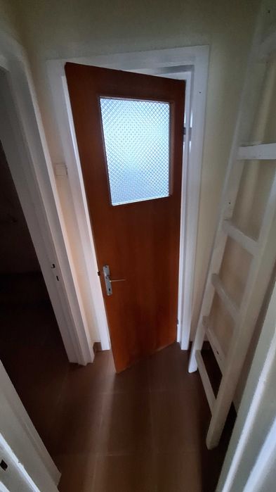 Uși și ferestre second-hand