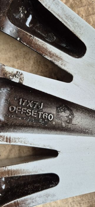 4 jante aliaj originale R17; 7J×17H2,ET.60