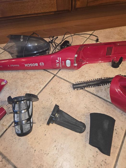 Прахосмукачка безкабелна Bosch serie 2