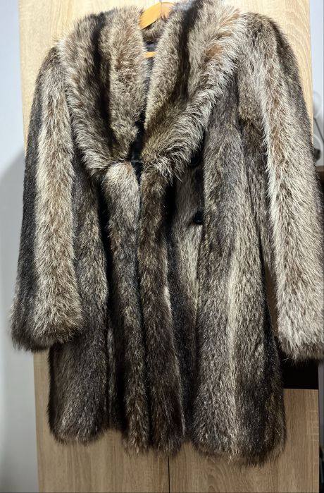 Haină din blană naturală de vulpe argintie