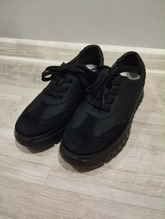 Дамски обувки естествена кожа