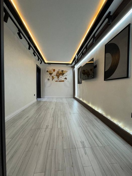 Офис 1-линия Мукимий мост, Эвос 64 м2 с мебелью Яккасарай