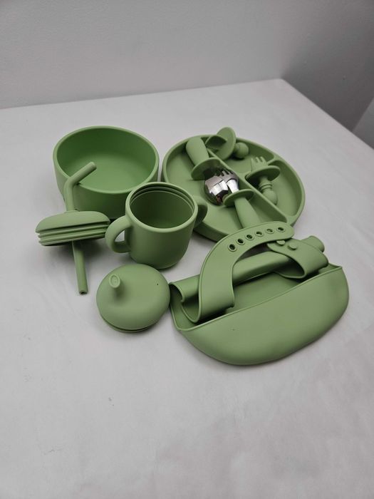 Set hranire bebelusi 10 piese, silicon alimentar, verde