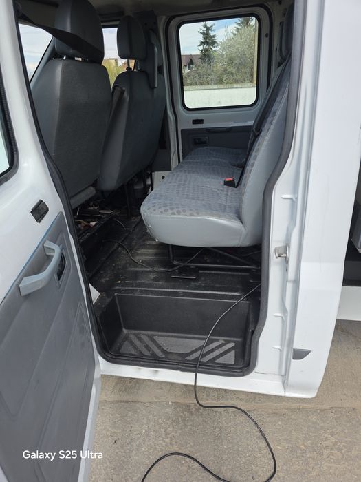 Vand Ford Transit Doka  7 locuri