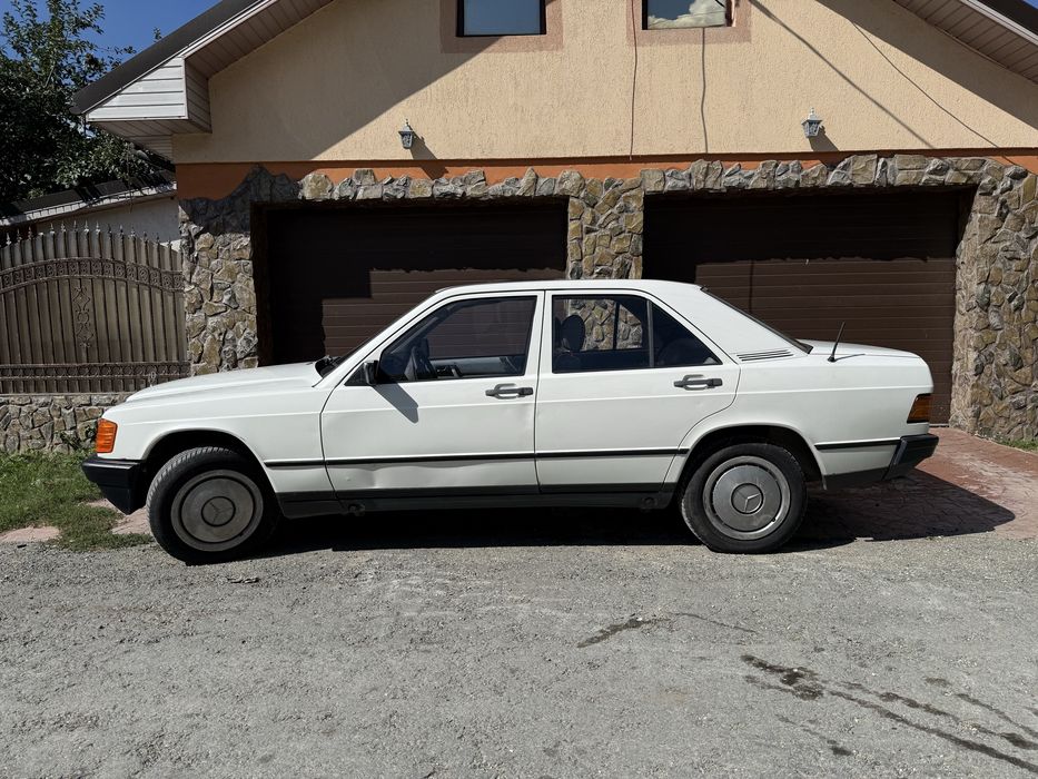 MERCEDES-BENZ 190 1985 — imagine 5