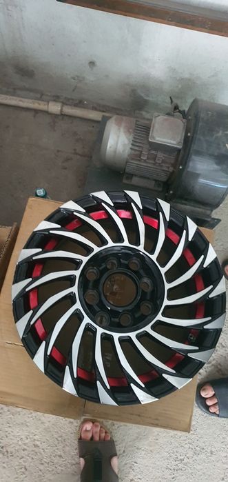 Maybix saka diska sotiladi