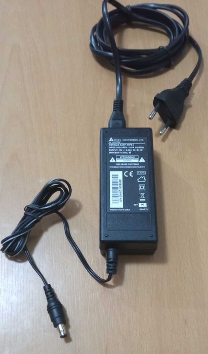 Alimentator DELTA ELECTRONICS 12V  3 .34A cu indicator Led