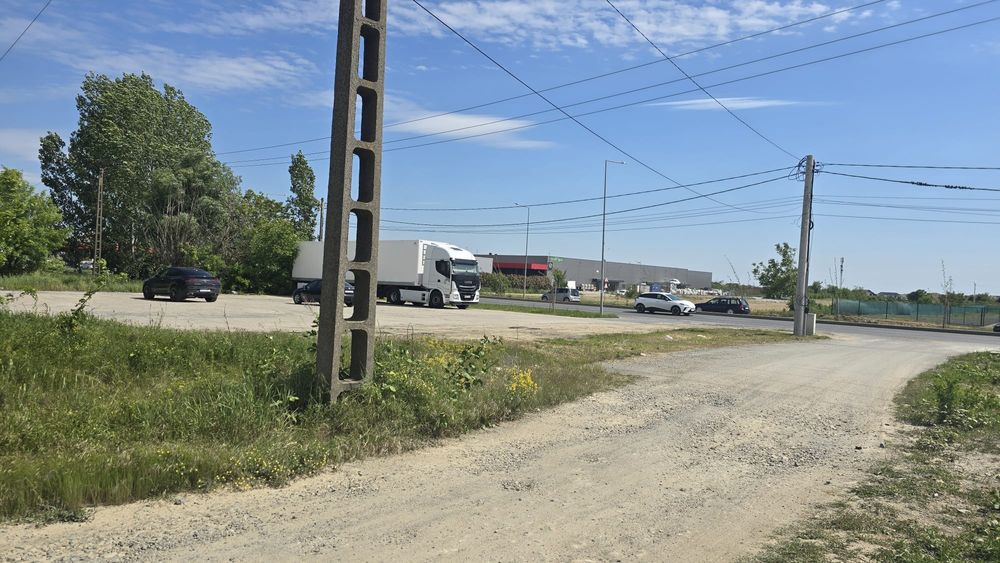 Închiriez teren/platformă betonată MOȘNIȚA NOUĂ
