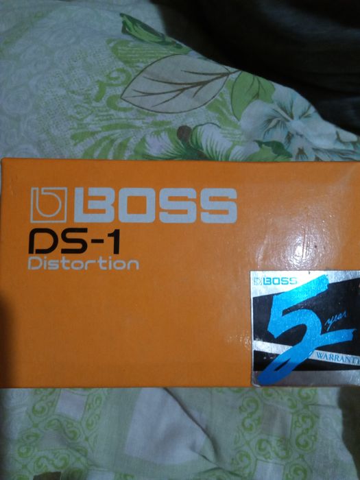 Гитарные педали эффектов BOSS-DD7,DS-1,BF-2