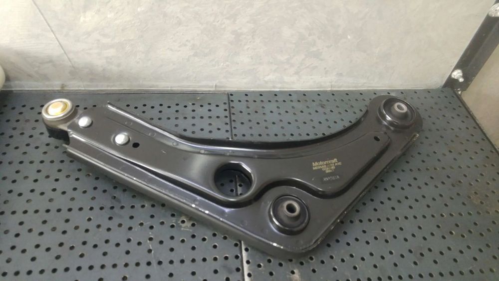 Brat suspensie roata ford escort 6 gal me95ab3051a1e