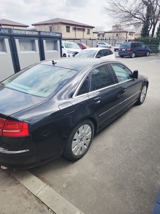Audi a8 d3 2005.