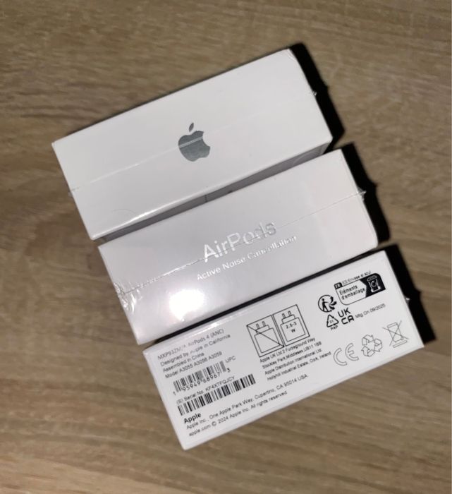 vand casti apple airpods 4