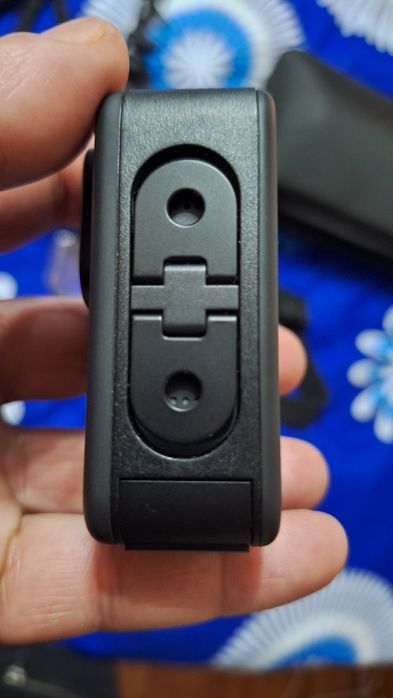 GoPro Hero 10 Black – stare foarte bună , ca nou + 3 baterii noi