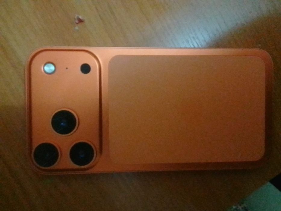 Apple xr.        ‘