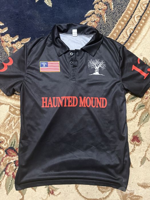 Футболки Haunted Mound