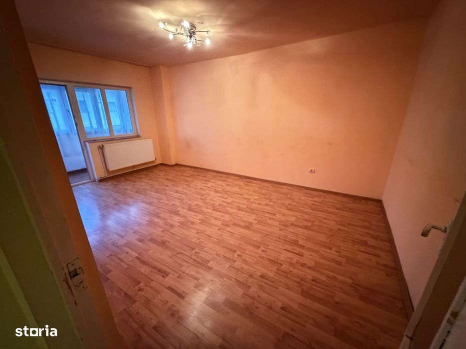 Apartament 2 camere decomandat ULTRACENTRAL Bals