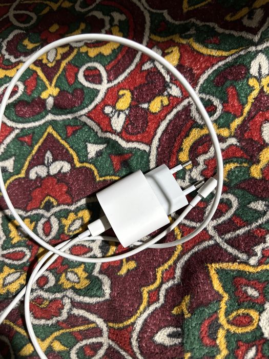 Zaryadnik iphone 20w argenal