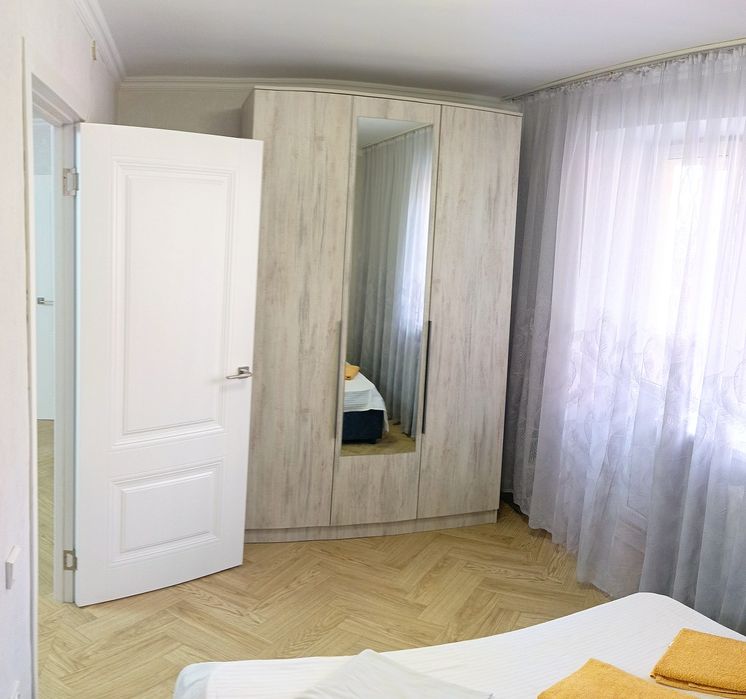 2 комнатная,Евроремонт,пр.Абая-Манаса