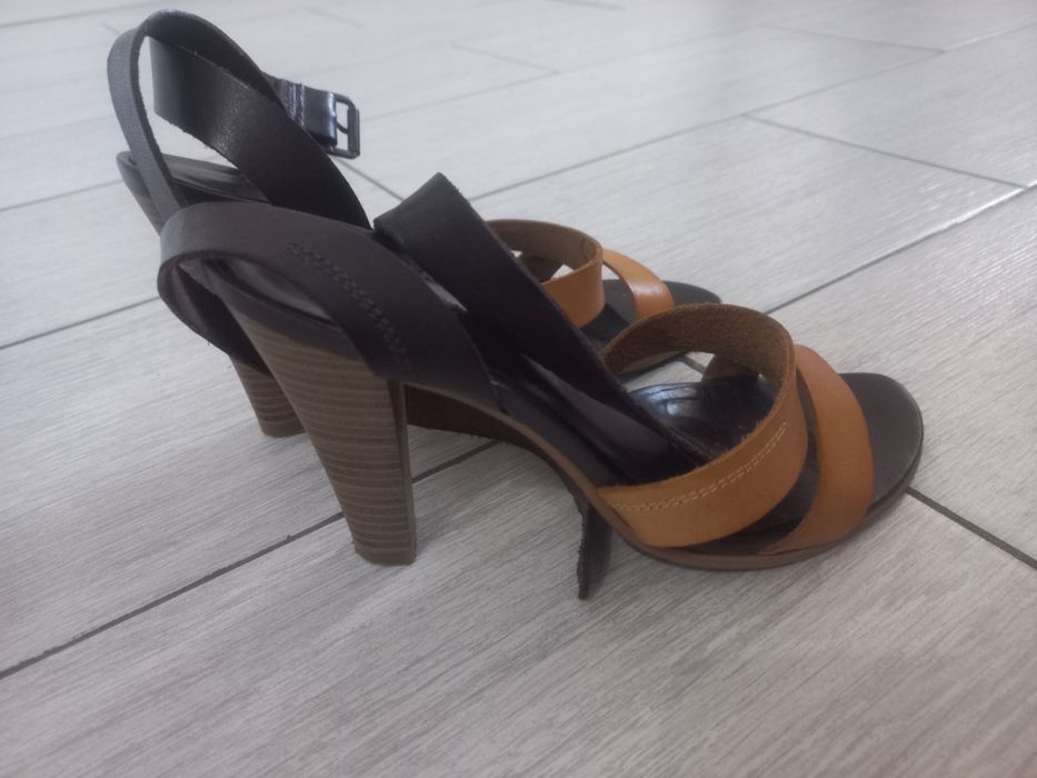 Босоножки женская обувь