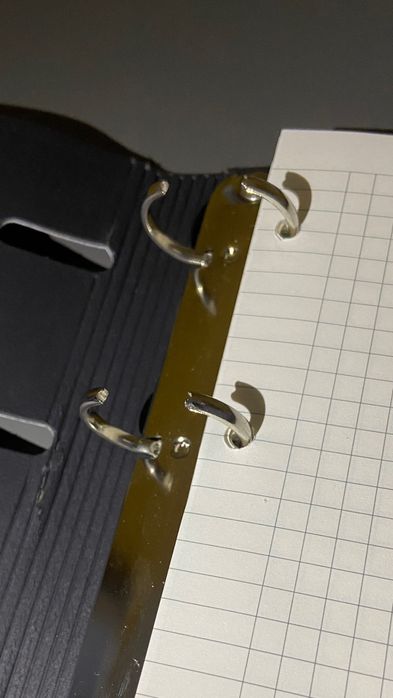 блокнот в клеточку