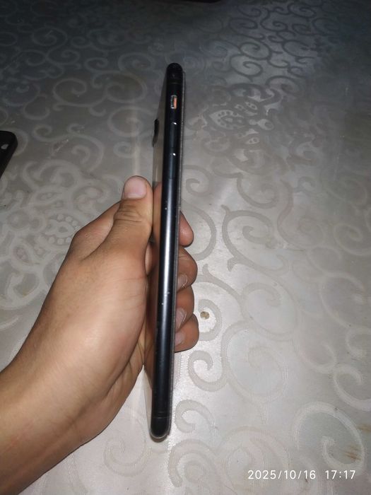 iPhone 7 + состояние нормальный